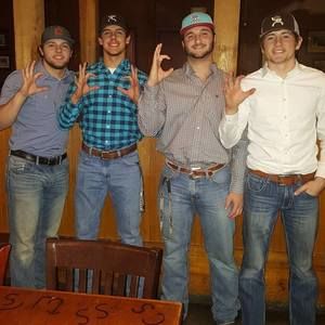 Meet your Posher, Braxton